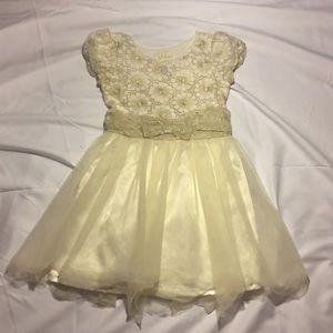 “Guess” Little Girls Dress